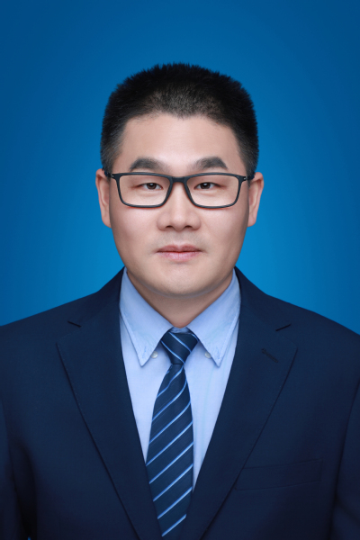 靳维